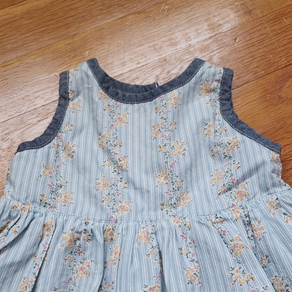 Baby GAP Floral Denim Dress - Newborn (0-3months) - Picture 4 of 9